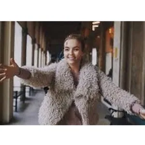 Zara Fuzzy Jacket thumbnail 3