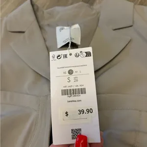 NWT berksha cropped blazer Black thumbnail 4