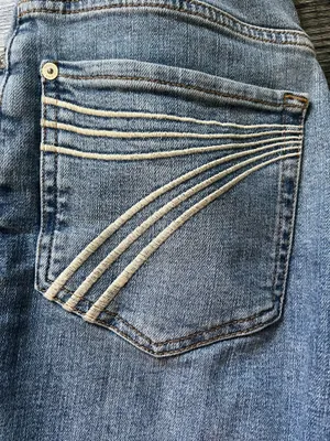 7 For All Mankind Jeans Women’s thumbnail 8