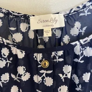 Siren Lily Maternity Navy Blue Floral Print Short Sleeve Top Size Large thumbnail 3