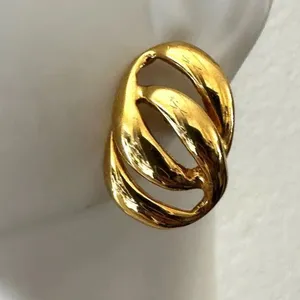 Gold tone circle link earrings thumbnail 3