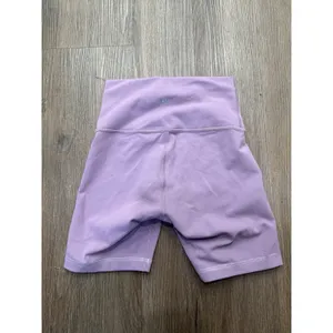 Lululemon Wunder Train High-Rise Short 5.5" size 2 Flaw‎ thumbnail 3