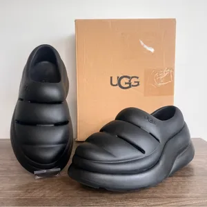 UGG Women’s Sport Yeah Black Clog Size 9 #B1563 thumbnail 1