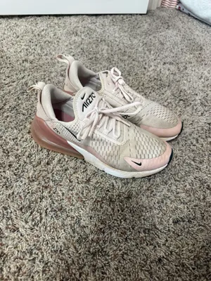 Nike Shoes Women’s thumbnail 2