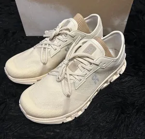 ON CLOUD X 4 AD athletic training running lace up shoes sneakers women’s 9 new thumbnail 1