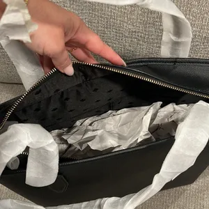Kate Spade Large Black tote thumbnail 5