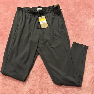 Nike joggers thumbnail 1