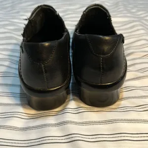 Ariat Leather Clogs Size 6.5B thumbnail 4