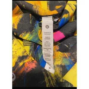 Lululemon Wunder Train High Rise Shorts & Top Set 6 Undertone Black Multi Print thumbnail 8