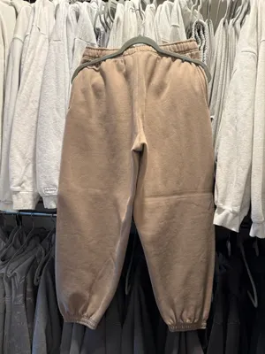 Aritzia Mega Sweatpants thumbnail 2