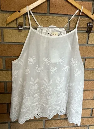 NWT Blush BJ Boutique White Lace Embroidered Eyelet Floral Halter Top Size Small thumbnail 1