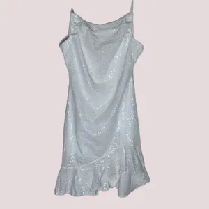 NWOT White Sequin Spaghetti Strap Lace Up Ruffle Hem Bodycon‎ Dress - M thumbnail 5