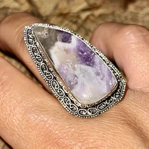 Purple Chevron Amethyst Ring Size 8 1/4 thumbnail 2