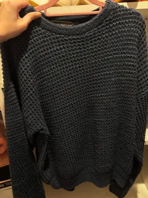 size medium sweaters Multiple thumbnail 1
