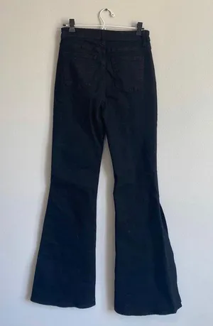 Forever 21 NEW Black Bell Bottom Jeans thumbnail 2