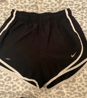 Nike Black Dri-Fit Shorts thumbnail 1