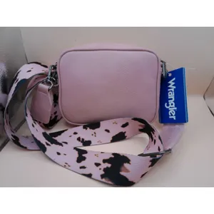 Wrangler Pink Cow Print Crossbody Camera Bag Western Montana West‎ Guitar Strap thumbnail 3