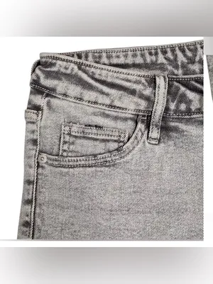 Ava & Viv 20W Plus Gray Acid Wash Bermuda Denim Shorts Raw Hem High Rise thumbnail 4