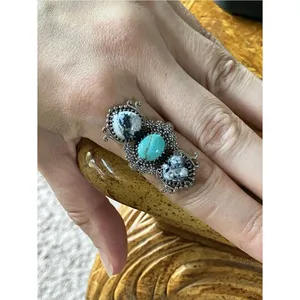 White Buffalo Nevada Turquoise Heart Ring Discounted Size 8 thumbnail 3