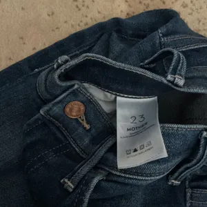 Mother The Hustler Ankle Fray‎ Jeans Home Movies High Rise Bootcut 23 1117-686 thumbnail 8