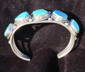 Vintage Navajo Natural Turquoise & Sterling Silver Cuff Bracelet thumbnail 3
