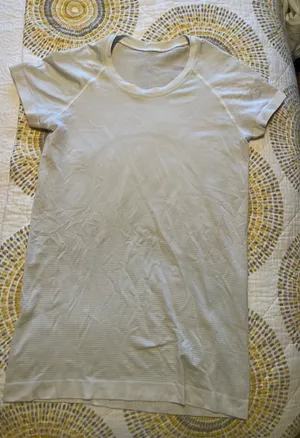 Lululemon Swiftly Tech Short Sleeve thumbnail 1
