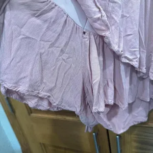 Altar'd State Pink Ruffle Tiered‎ Romper Mauve V-Neck Short Sleeve Medium thumbnail 5