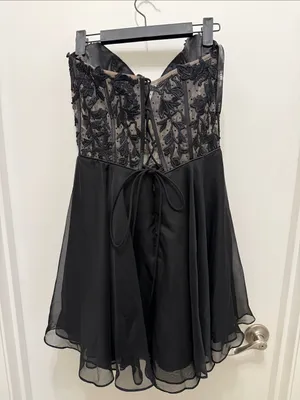 Sherri Hill Black Lace Corset Cocktail Dress thumbnail 2