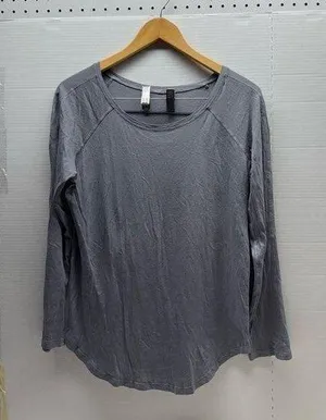 Lululemon Long Sleeve Top thumbnail 1