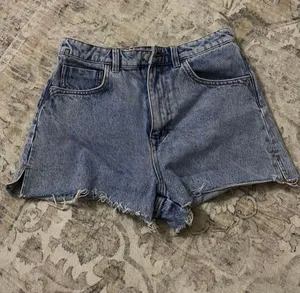 ZARA Shorts Denim High-Rise thumbnail 1