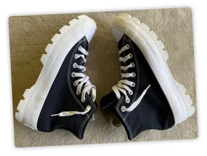 Converse Run Star Hike Platform High Top Sneakers Womens 9 Black White thumbnail 1