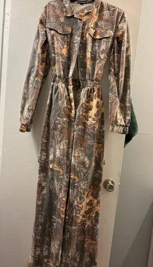 Camouflage Utility Jumpsuit Sz.6 thumbnail 1