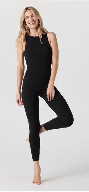 Vuori All the Feels Jumpsuit AlltheFeels M Black NWT thumbnail 1