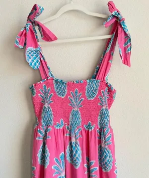 Crown & Ivy Women’s Dress M Pink Blue Pineapple Swiss Dot Smocked Maxi Beach thumbnail 8