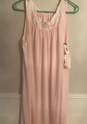 Shadowline NWT Small S M Vintage Nightgown Pink V-neck thumbnail 1