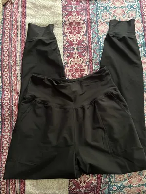 Old Navy Black High-Rise Leggings with Side Pocket thumbnail 2