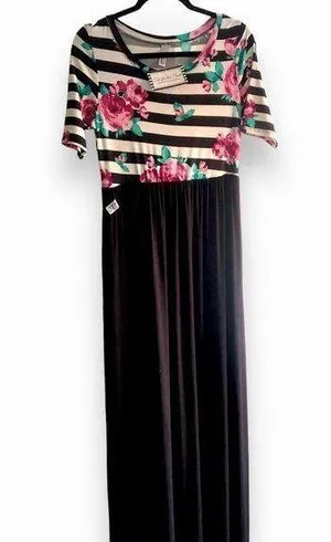 CELESTE “” Maxi Dress NWT! W/ Side Pockets!!🌸 thumbnail 1