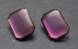 Vintage Clip On Earrings Dark Purple / Plum Tone Stylish Retro - Fair Condition thumbnail 1