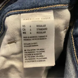 American Eagle Mom Jeans Stretch high rise Distressed thumbnail 9