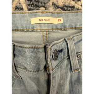Levi’s 726 Flare Jeans Women's Size 29x30(actual 29) Light Blue Raw Hem Stretch thumbnail 3