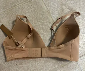 Wireless Form Lightly Lined Bra thumbnail 4
