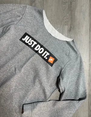 Nike cut off sweatshirt  thumbnail 3