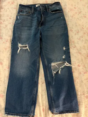 Abercrombie high rise jeans thumbnail 1