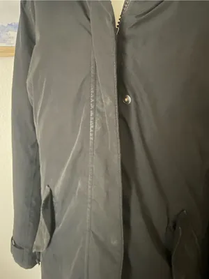 L.L.Bean Acadia Fur Trim Down Parka Coat Jacket in Black Size Medium Regular thumbnail 7