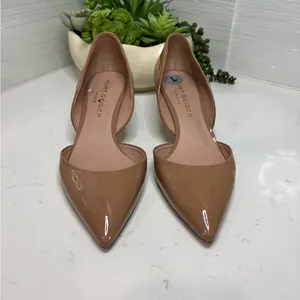 Kurt Geiger London Nude Patent Leather Pointed Toe Kitten Heels Women’s Size 7 thumbnail 2