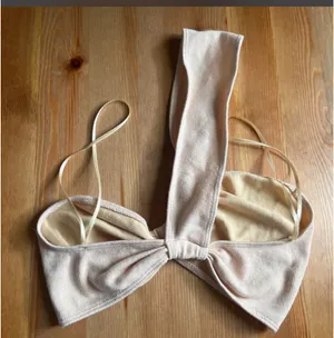 Out from under Rumba Seamless bra top Size m/L thumbnail 3