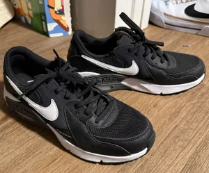 Nike Women’s Air Max thumbnail 1