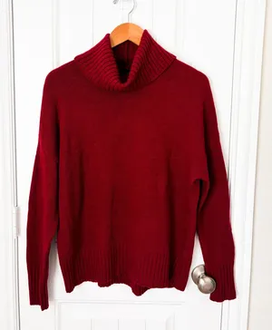 VICI Burgundy Wool Blend Cowl Neck Sweater Size Small NWT thumbnail 1