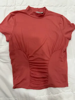 Boutique Top thumbnail 1
