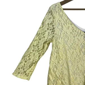 American Eagle Floral Lace V-Neck Blouse Yellow Boho 3/4 Sleeve Size M thumbnail 3
